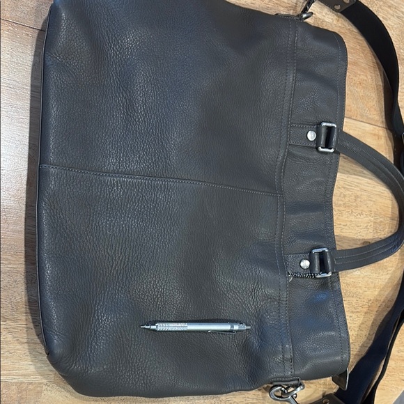 Coach Grey Tote Shoulder bag Carry On Luggage Pebble Leather - Picture 10 of 10